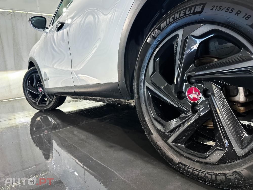 DS DS3 Crossback E-TENSE PERFORMANCE LINE