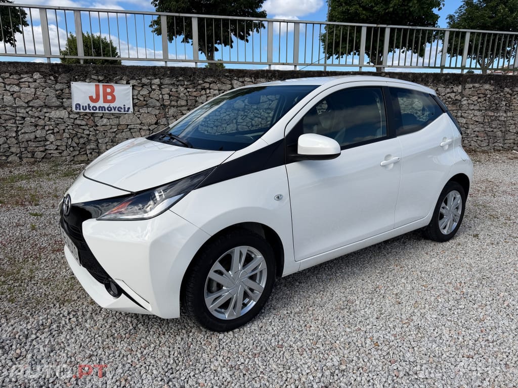 Toyota Aygo 1.0 X-Play+AC+X-Touch