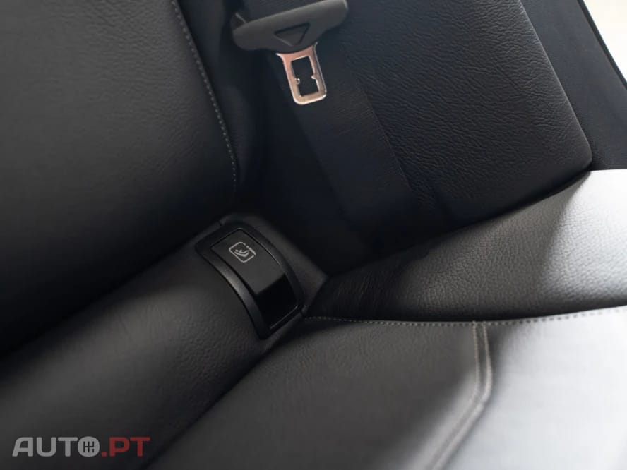 Mercedes-Benz E 300 9G-TRONIC AMG Line