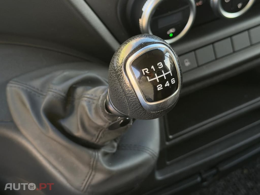 Iveco Daily CONGELAÇÃO+PLATAFORMA