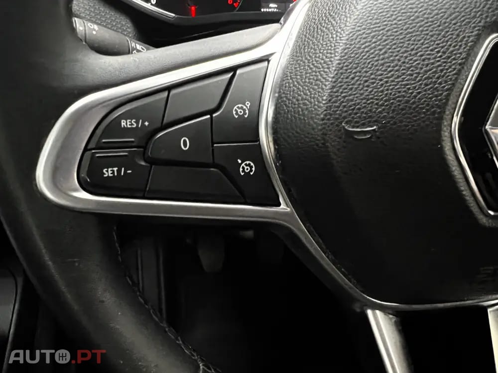 Renault Clio 1.0 TCe RS Line