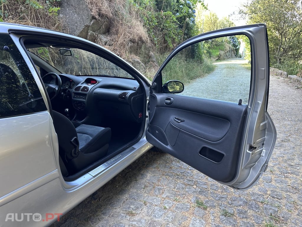 Peugeot 206 1.6 HDi XS