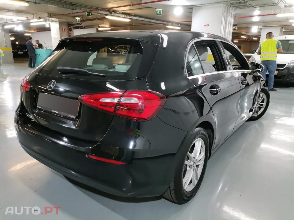 Mercedes-Benz A 180 d Style Aut
