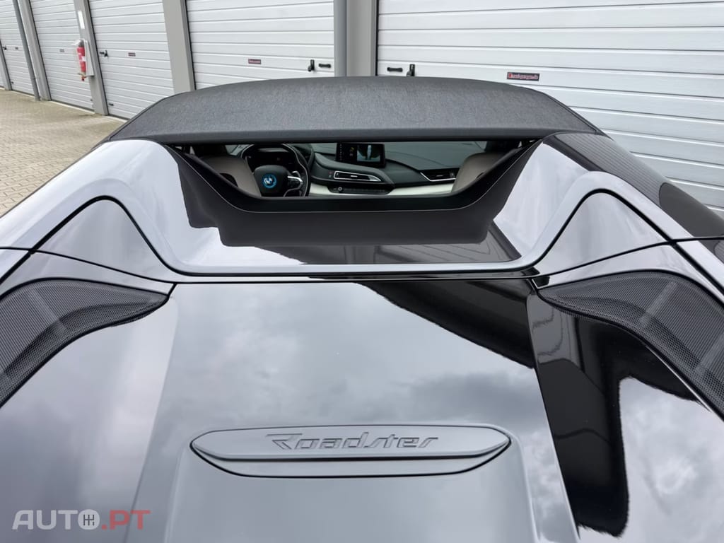 BMW i8 Roadster First Edition