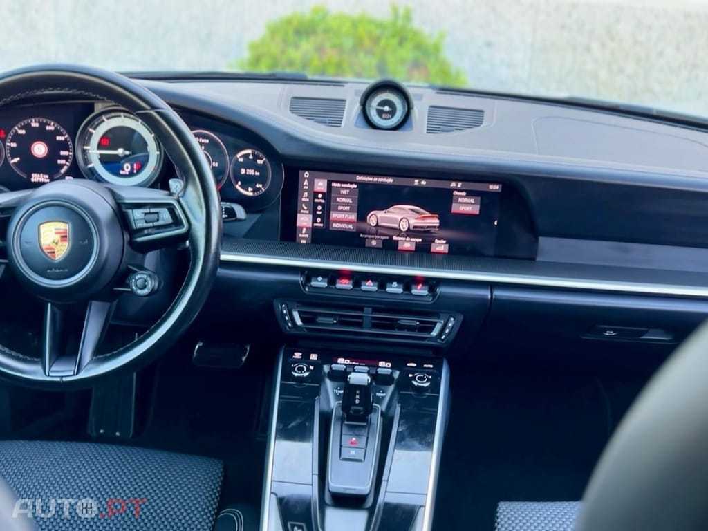 Porsche 911 Carrera 4S PDK