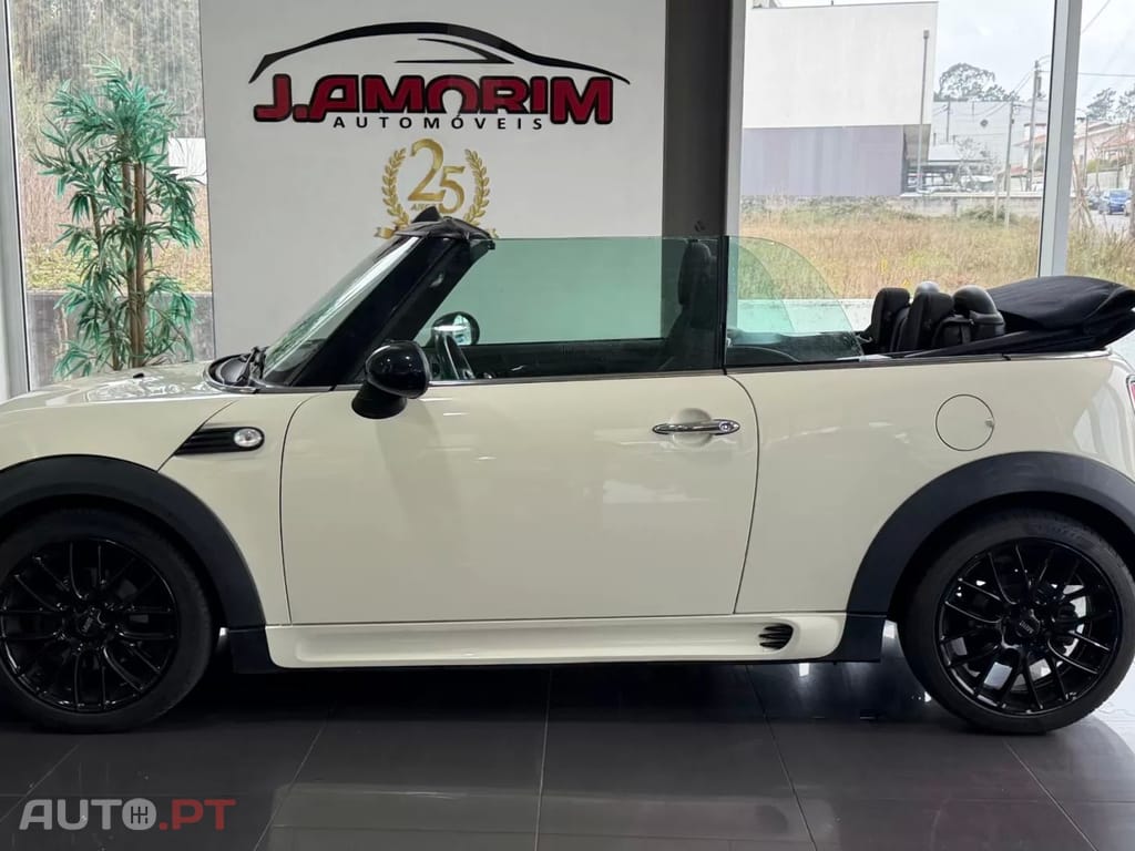 MINI Cabrio Cooper D