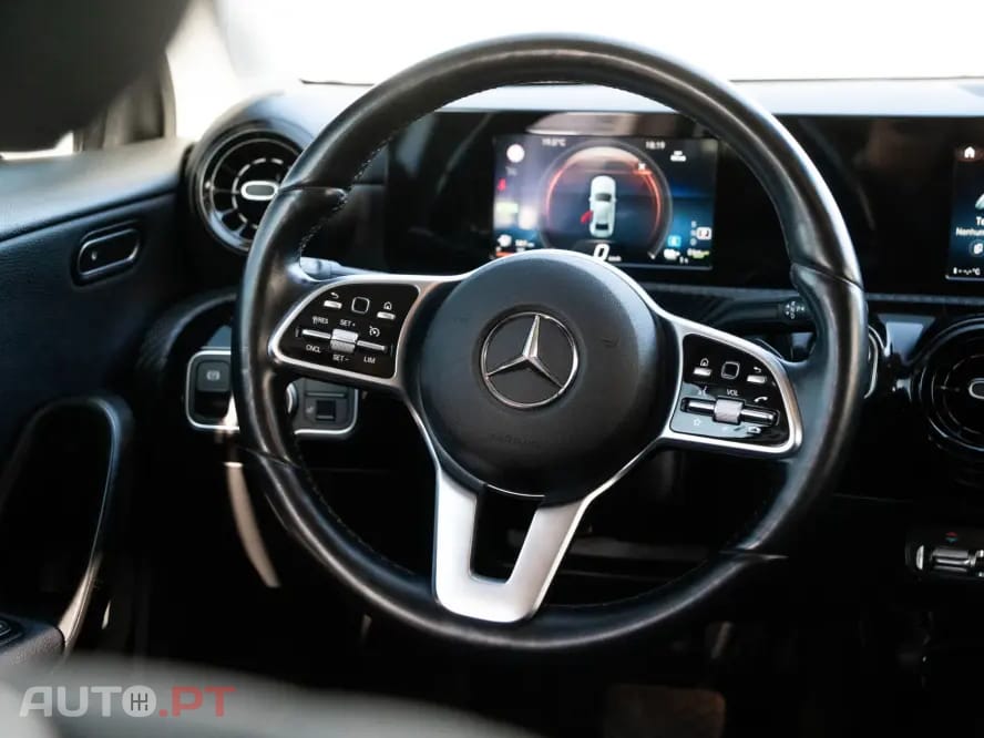 Mercedes-Benz A 250 e 8G-DCT Style