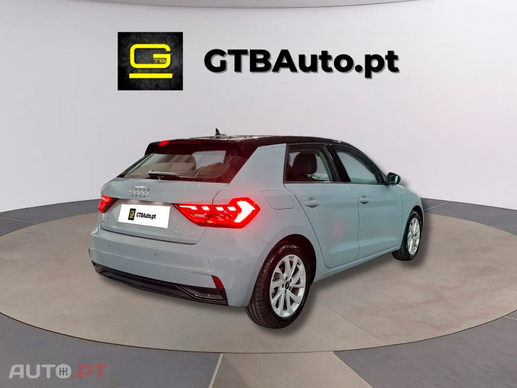 Audi A1 TFSI S tronic Advanced