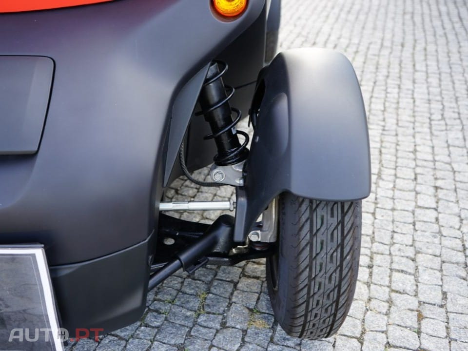 Renault Twizy 80