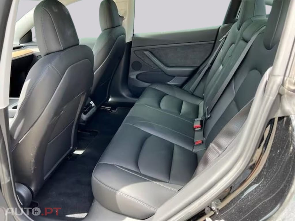Tesla Model 3 Standard Range Plus RWD I.V.A DEDUTIVEL