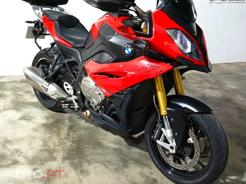BMW S S1000XR