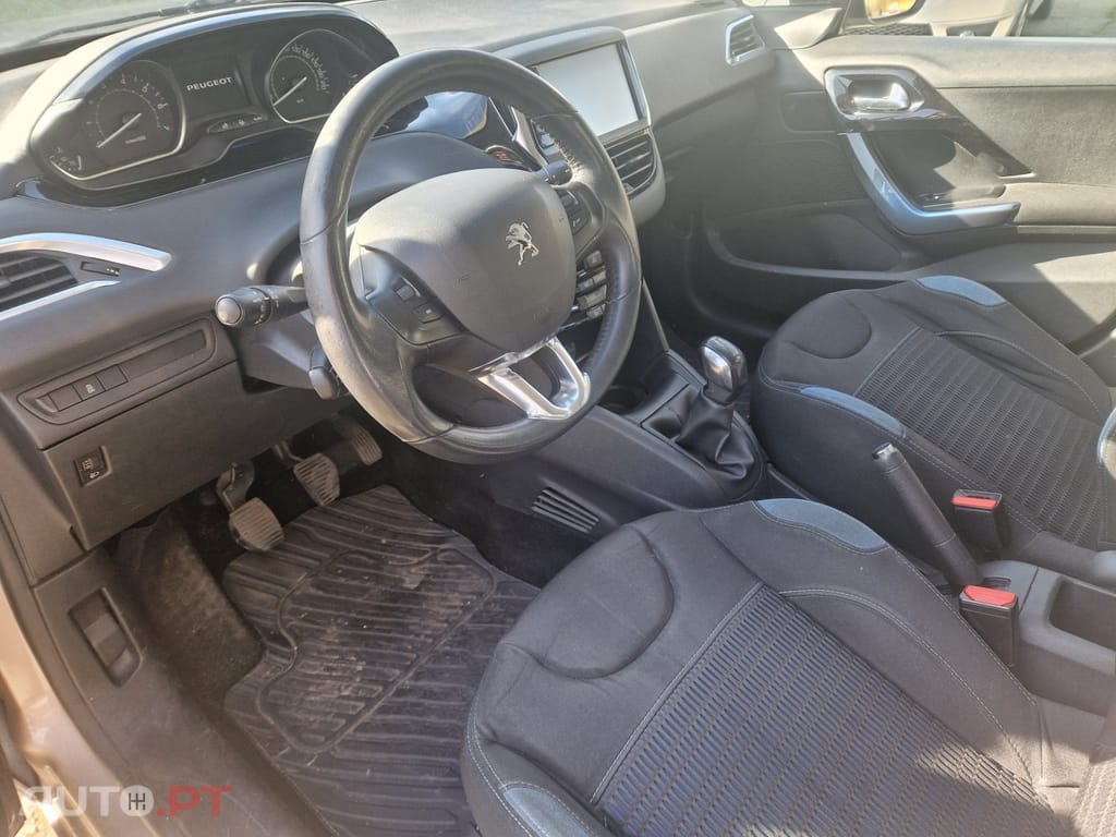 Peugeot 208 1.2 VTi Allure