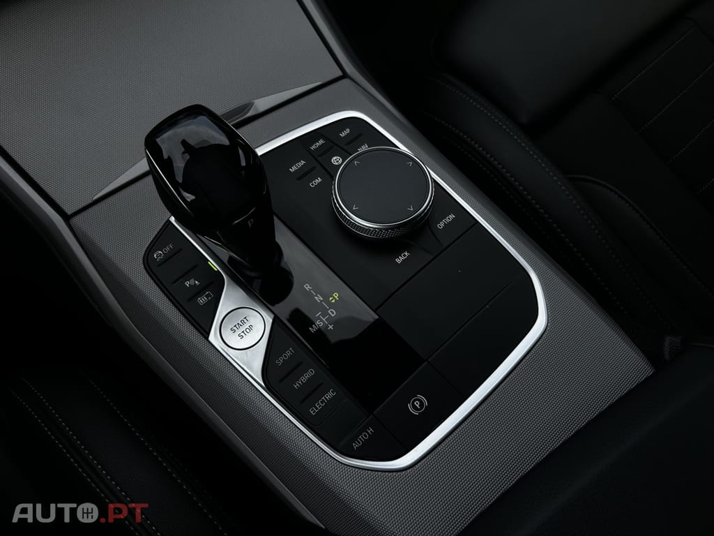BMW 320 e Touring Line Luxury Auto