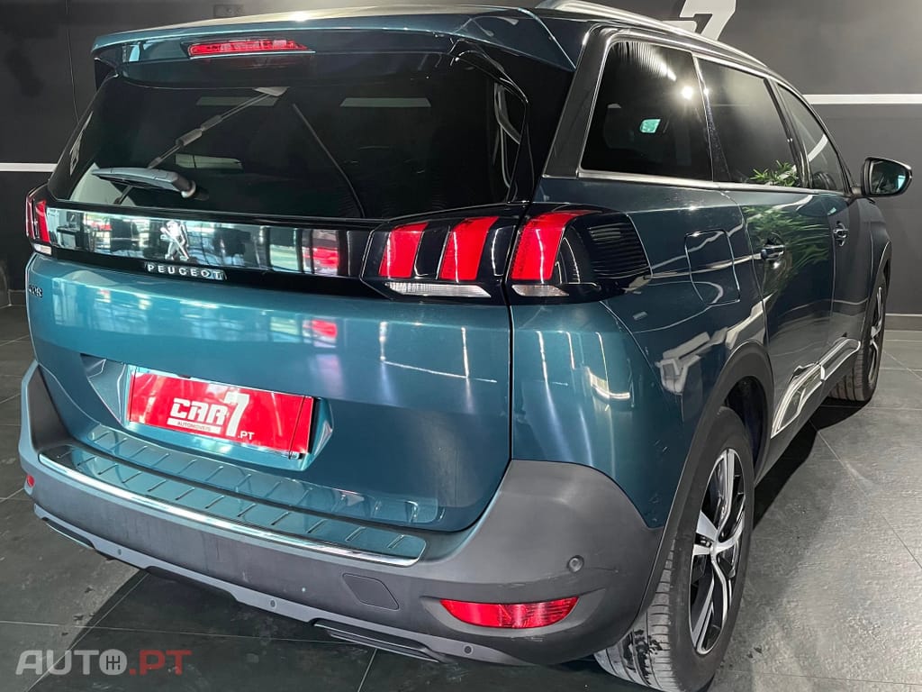Peugeot 5008 1.5 BlueHDi Allure