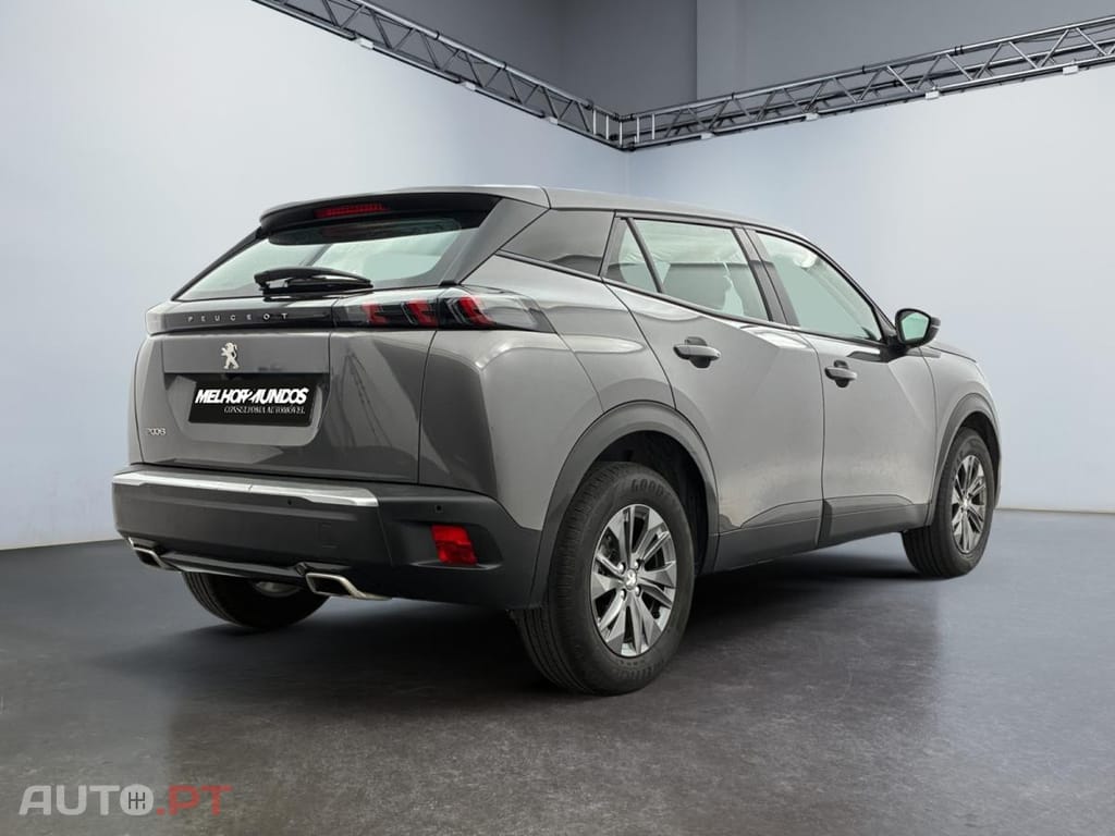 Peugeot 2008 1.2 PureTech Active Pack EAT8