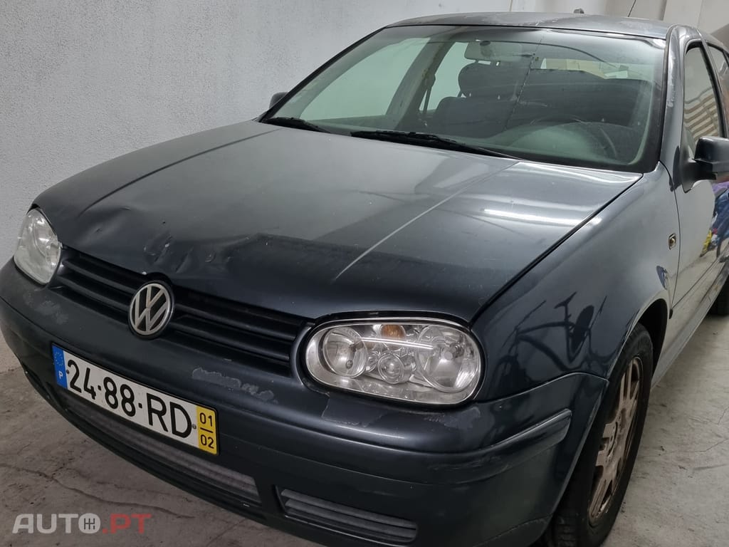 Volkswagen Golf 25 anos