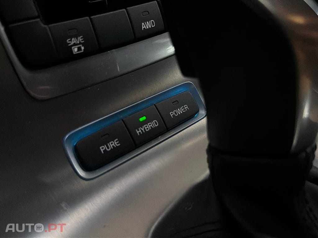 Volvo V60 2.4 D6 AWD Phev