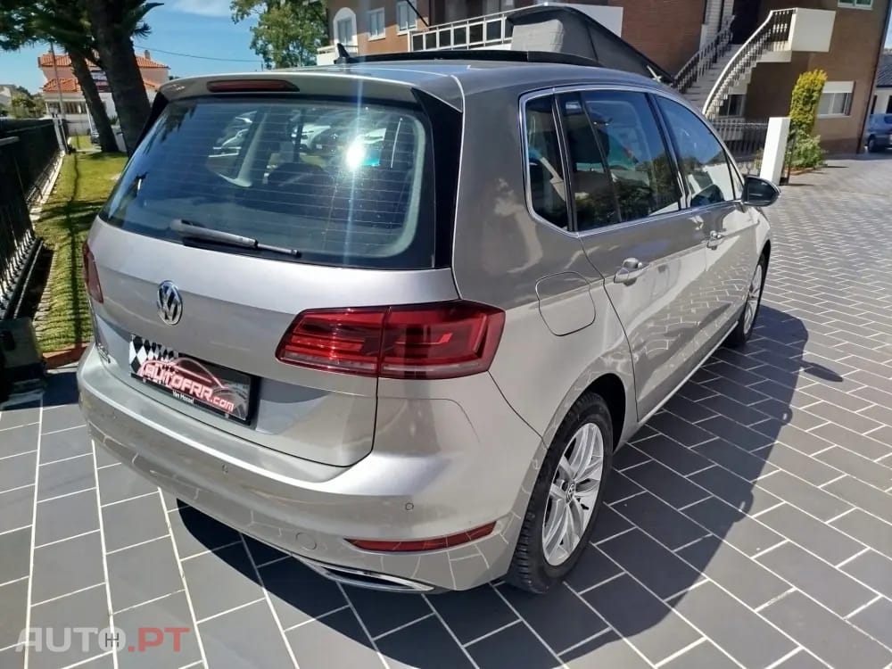 Volkswagen Golf 1.0 TSI OPF DSG Comfortline
