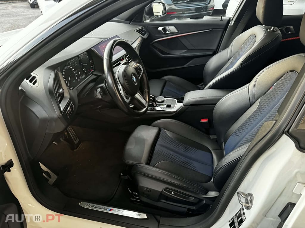 BMW 216 d Pack Desportivo M