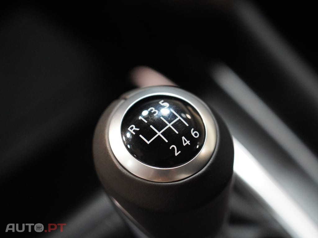 Nissan Qashqai 1.3 DIG-T N-Connecta LED+TT+SKY