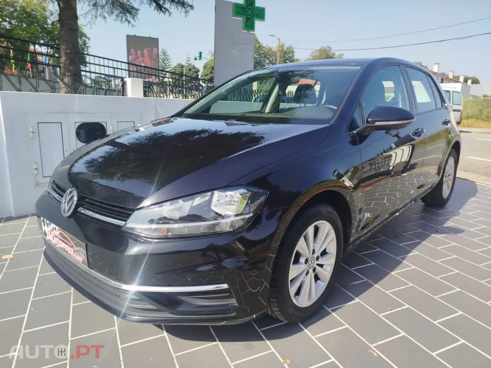 Volkswagen Golf 1.6 TDI Confortline