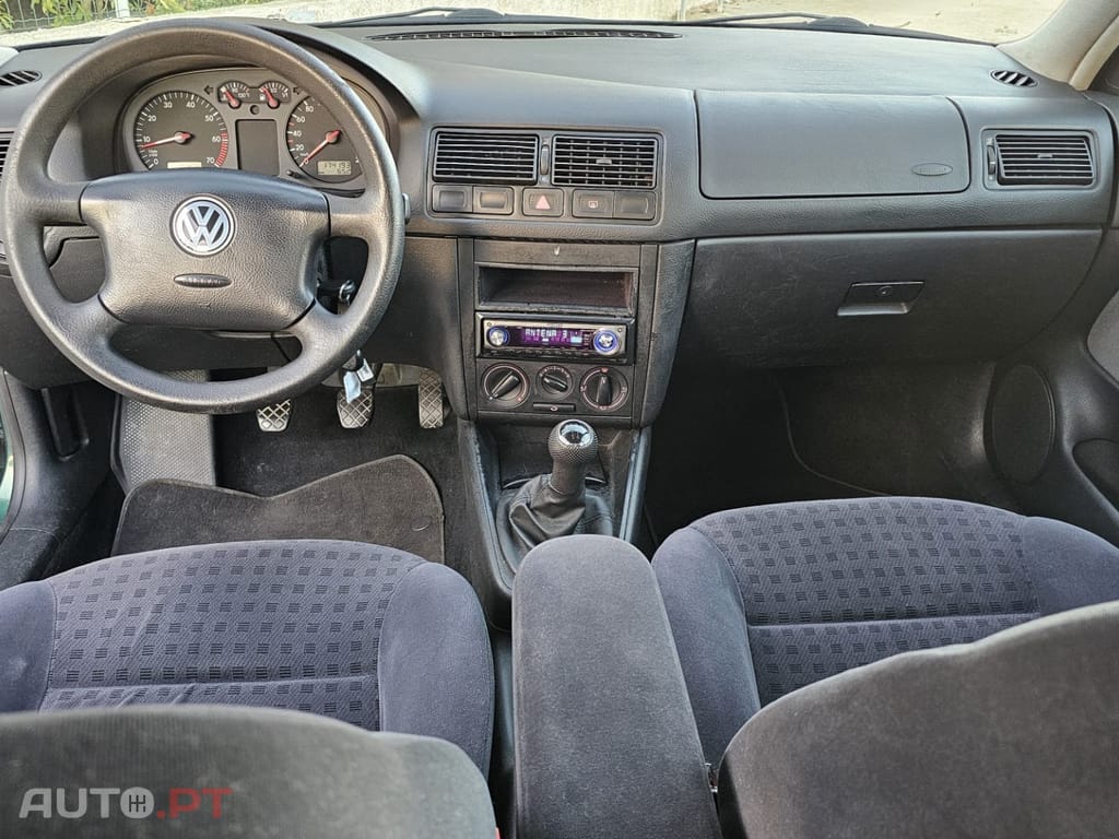 Volkswagen Golf 1.4i Confort