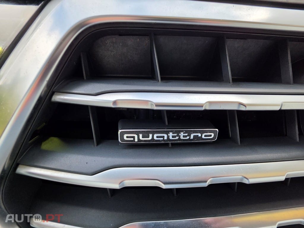 Audi Q7 3.0 TDi quattro S-line Tiptronic