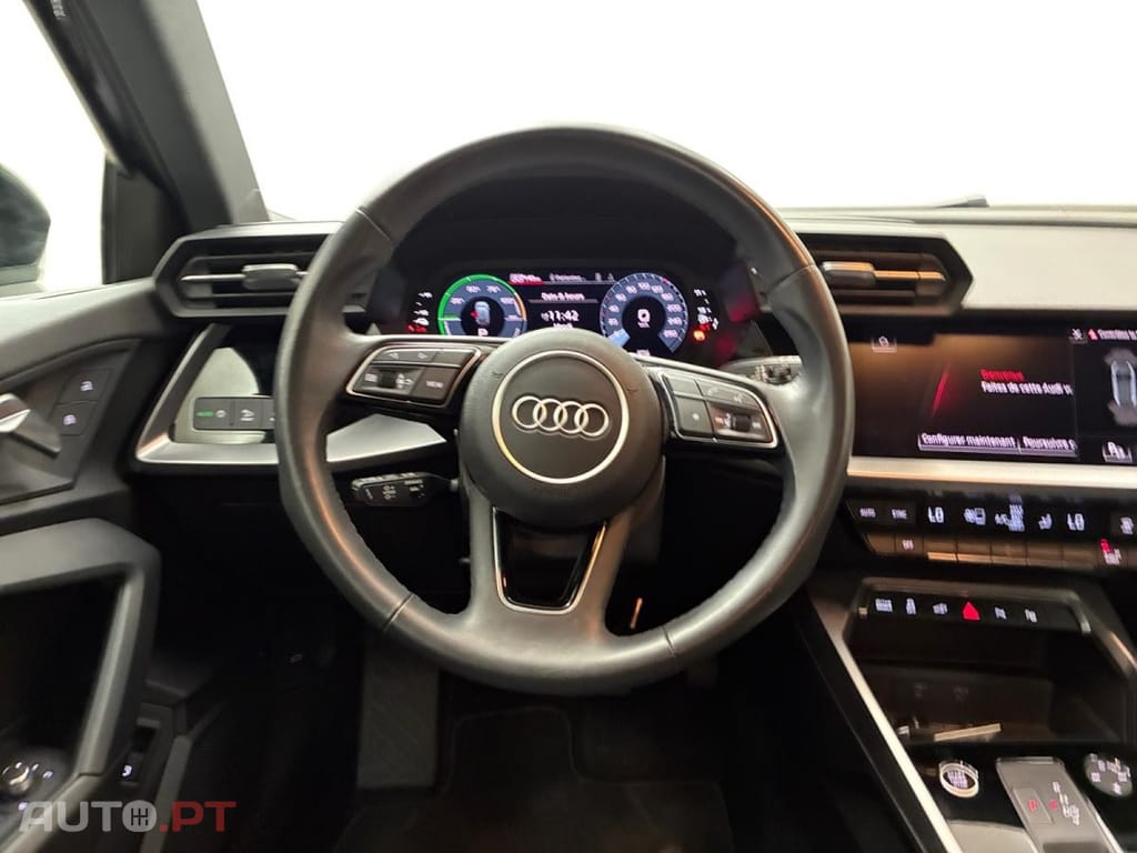 Audi A3 Sportback 40 TFSIe S Tronic Business Executive