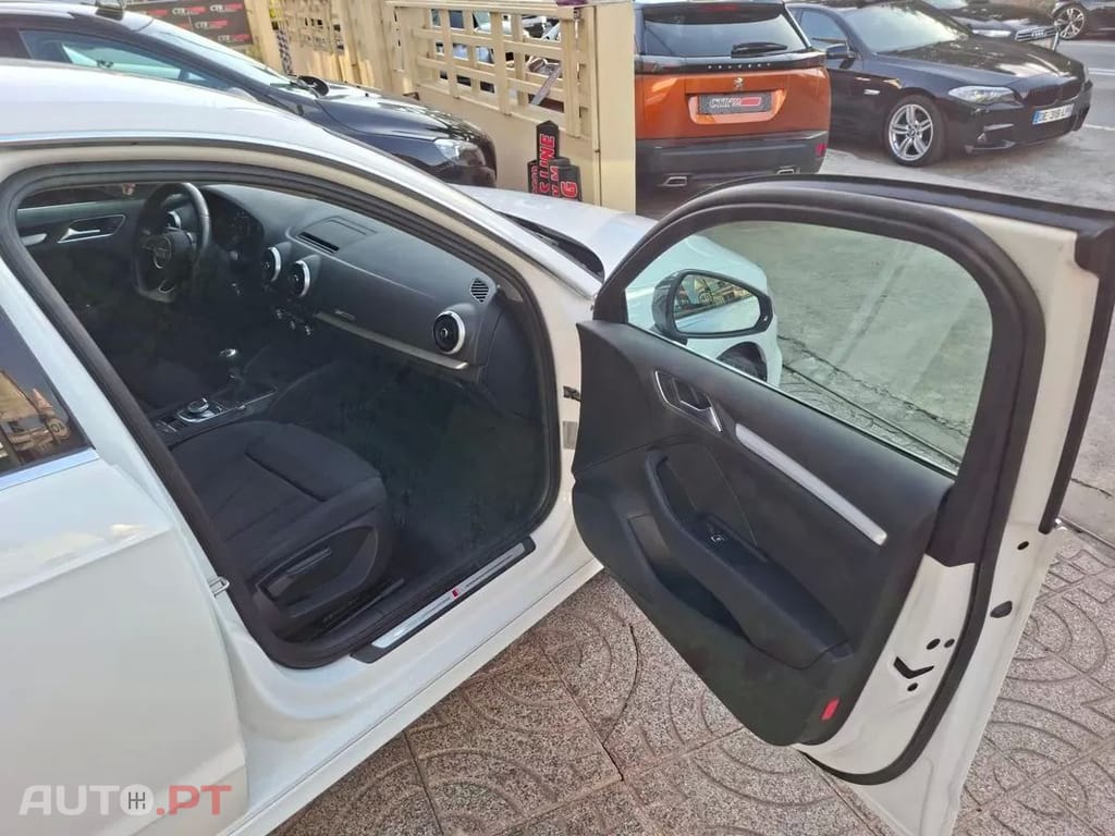 Audi A3 Sportback  1 0 Tfsi Sport