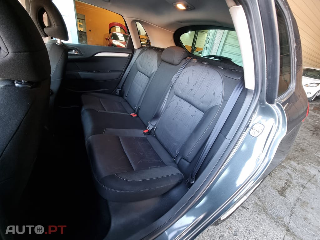 Citroen C4 1.6 e-HDi Exclusive CMP6