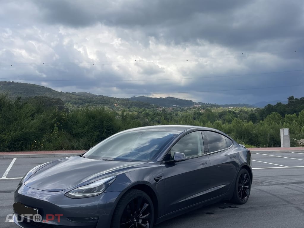 Tesla Model 3 Long Range Tração Integral