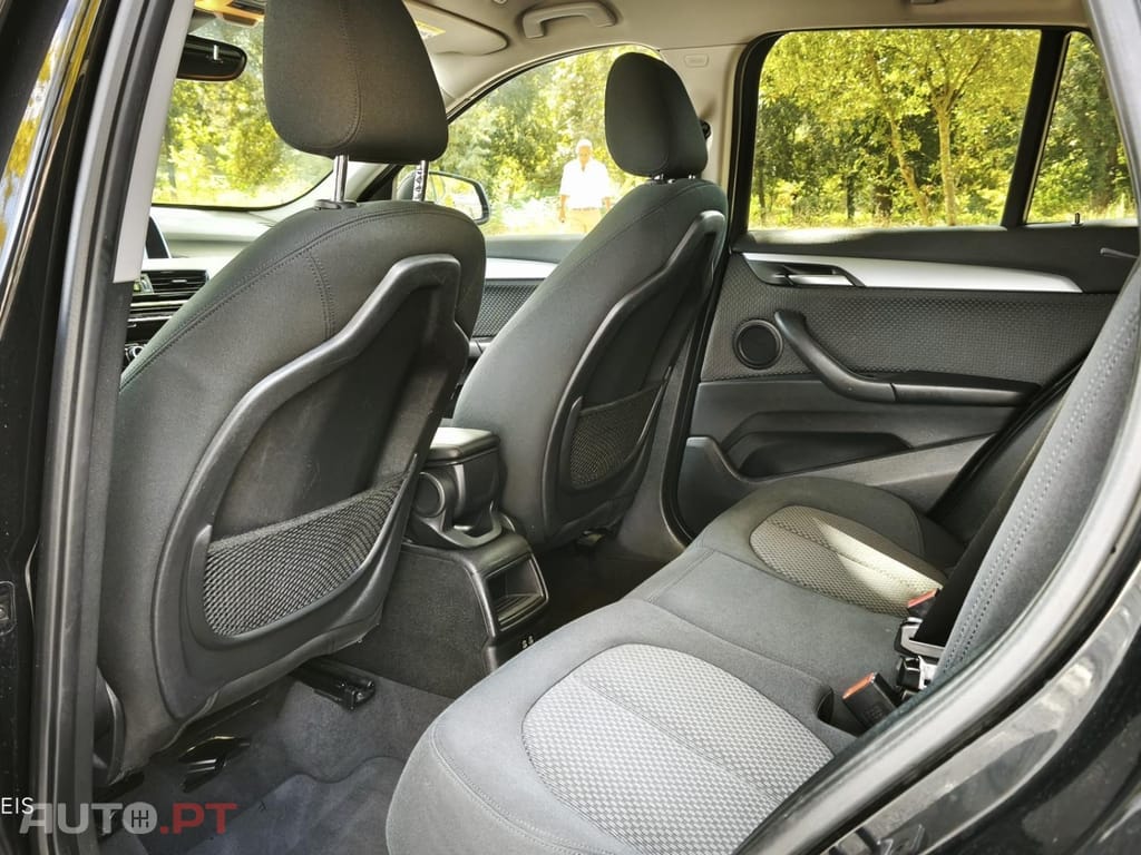 BMW X1 16 d sDrive Advantage