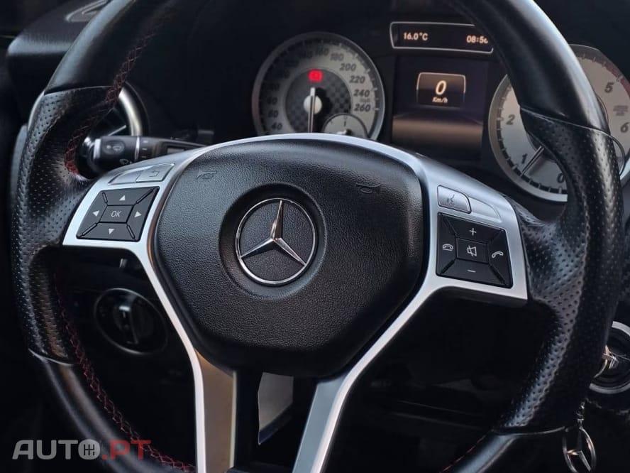 Mercedes-Benz A 200 d AMG LINE