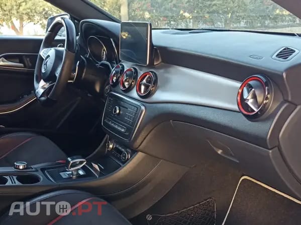 Mercedes-Benz CLA 45 AMG Shooting Brake 4-Matic