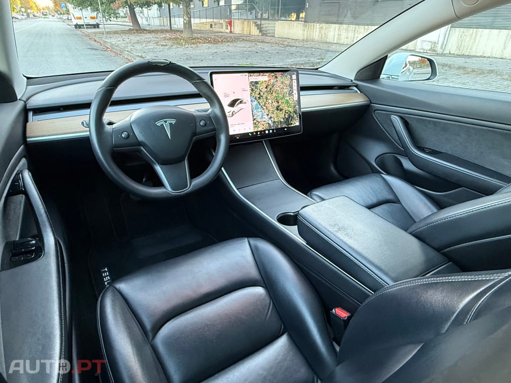 Tesla Model 3 Long Range AWD Dual Motor