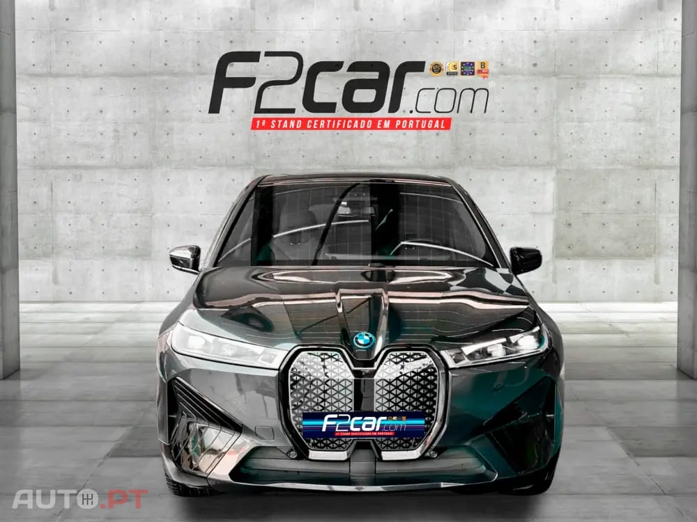 BMW iX xDrive 40 Pack Desportivo