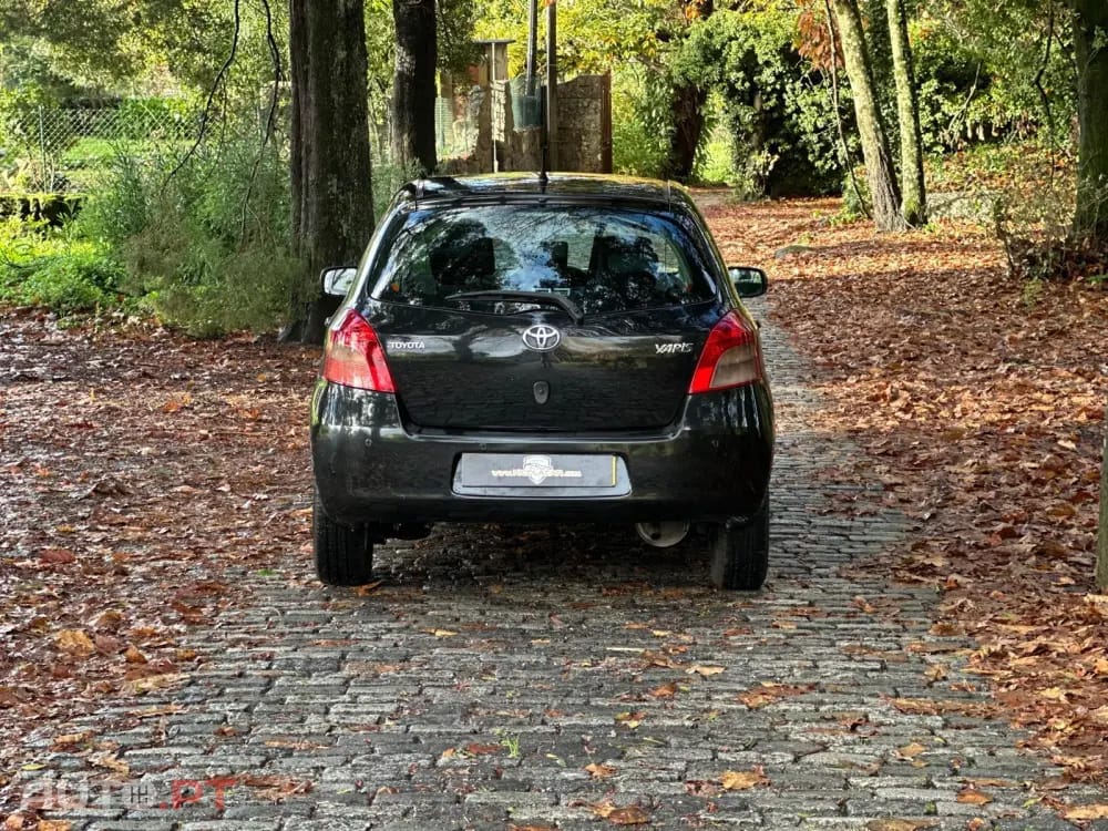 Toyota Yaris 1.0 VVT-i High Pack MM