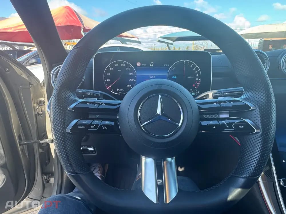 Mercedes-Benz C 300 e AMG Line