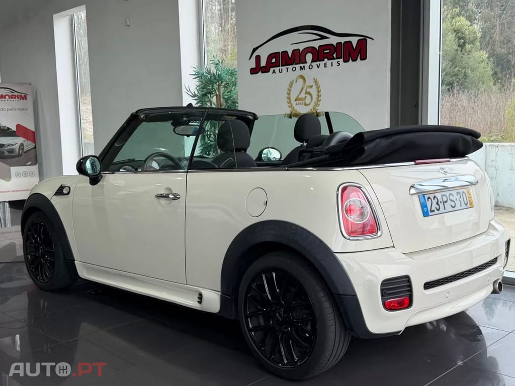 MINI Cabrio Cooper D