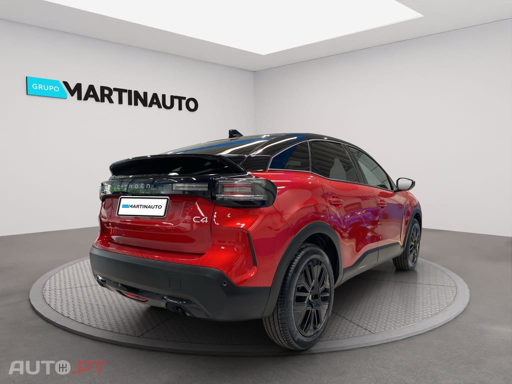 Citroen C4 1.2 PureTech Max EAT8