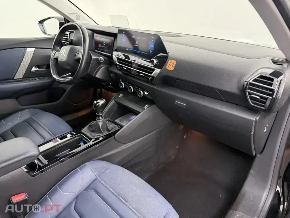 Citroen C4 PureTech 130 Stop & Start Shine