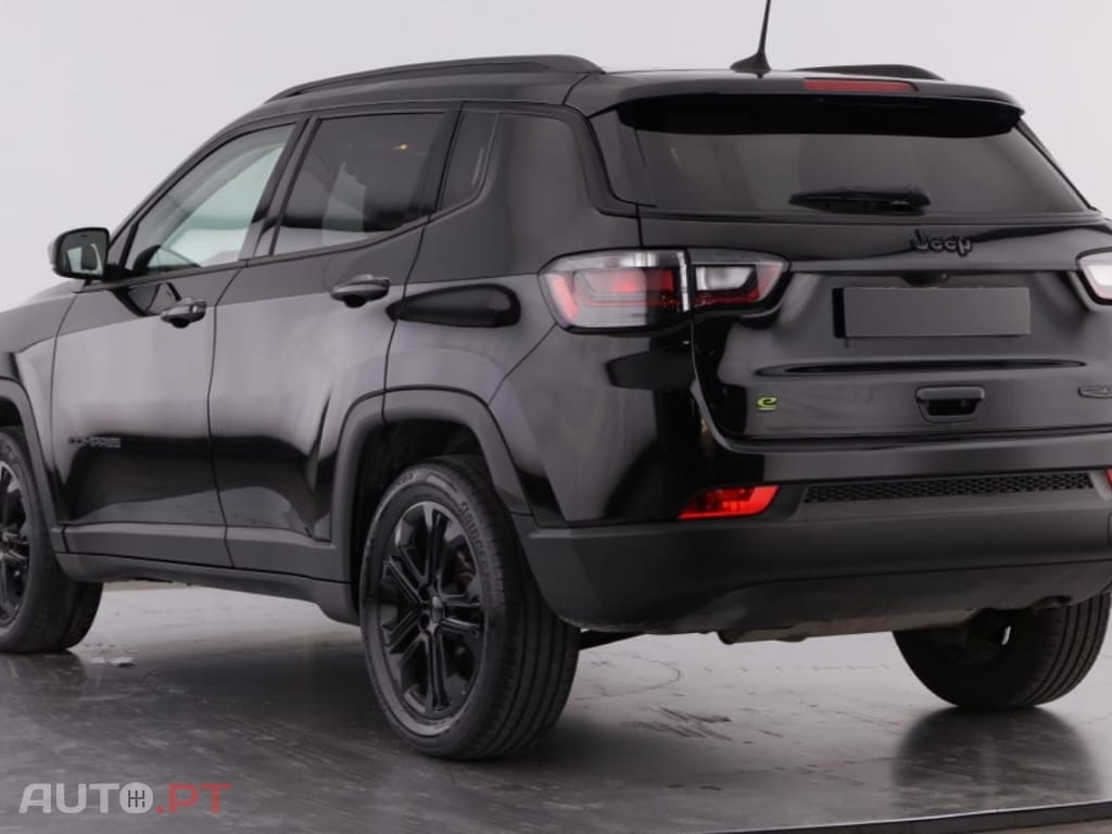 Jeep Compass 1.5 TG e-Hybrid Night Eagle DCT