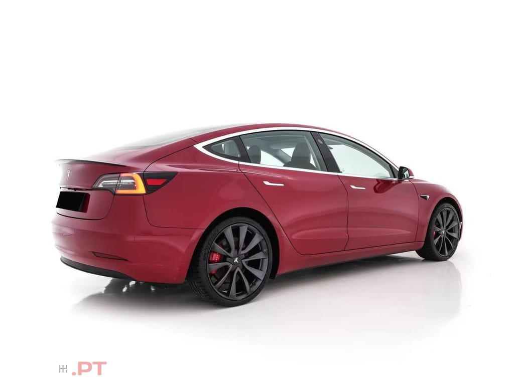 Tesla Model 3 Performance AWD