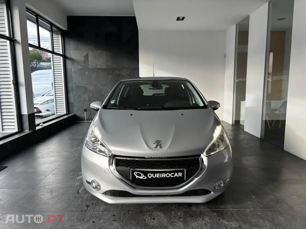 Peugeot 208 1.2 VTi Access