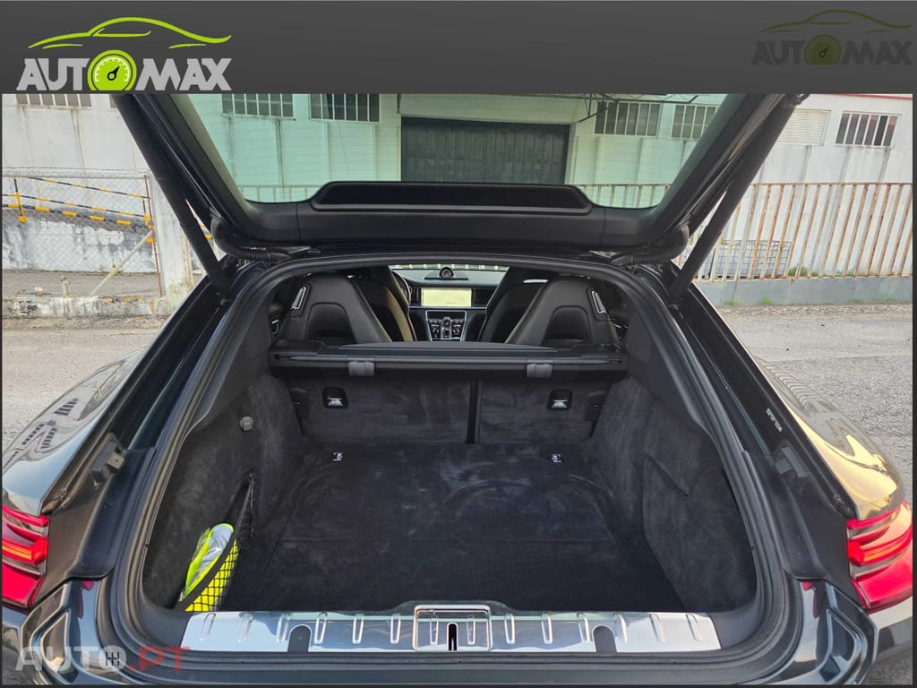 Porsche Panamera 4 E-Hybrid Executive