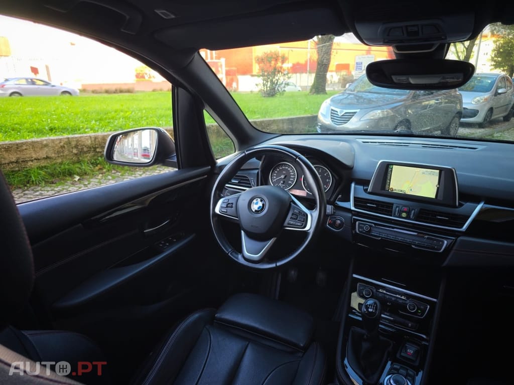 BMW 216 d Sport Line