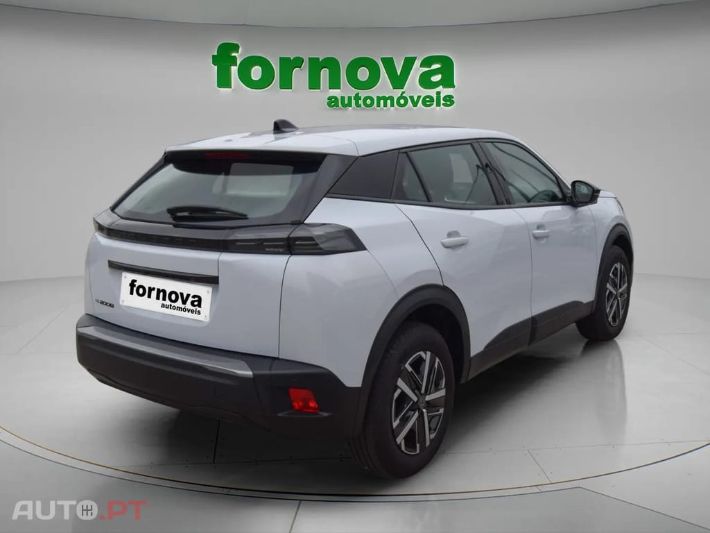 Peugeot E-2008 54 kWh Active EAT8