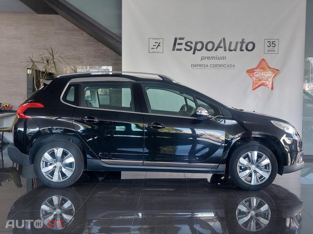 Peugeot 2008 1.2 PureTech Allure