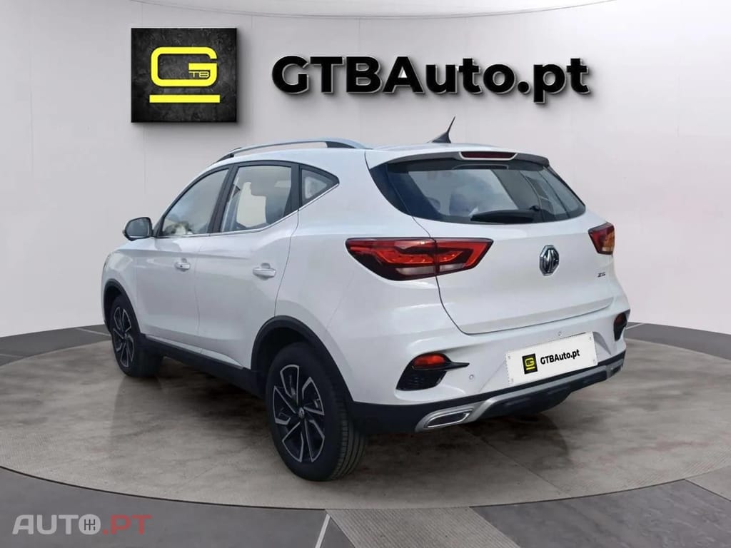 MG ZS Luxury 1.0 T-GDI 