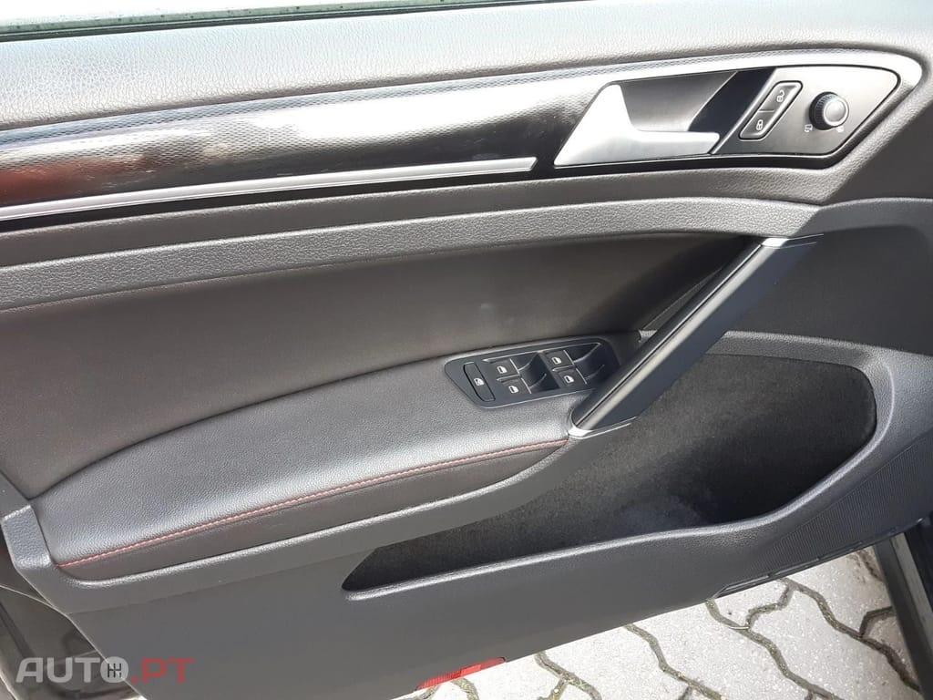 Volkswagen Golf 2.0 TSi GTi Performance